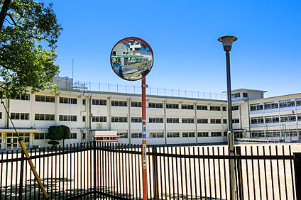 調布市立若葉小学校 900ｍ(徒歩約12分)