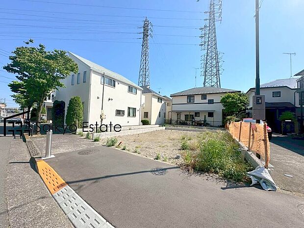 【現地写真】小学校まで徒歩約7分、中学校まで徒歩約5分でお子様が無理なく通える距離です。保育園や幼稚園も近くに多数あり、子育てファミリーには嬉しい環境です!