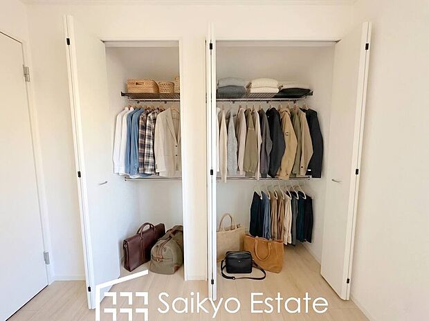 【収納(施工例)】各居室に収納を設けておりますので、衣類の他にもカバンや小物など何でも収納して、居室の全空間を有効活用できます♪