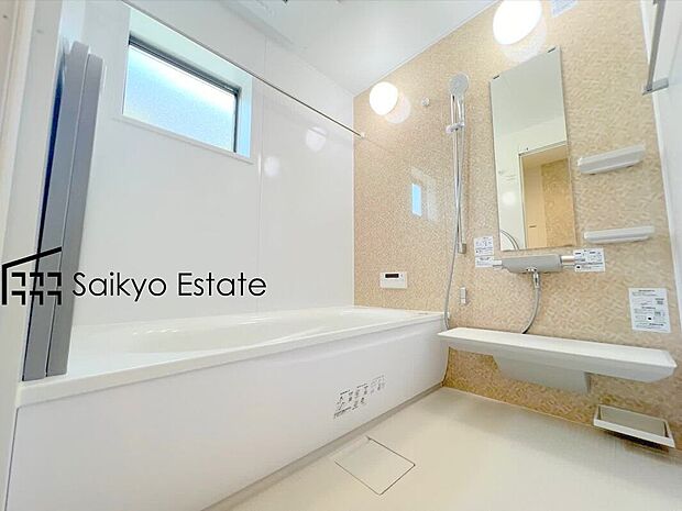 【浴室【施工例】】一日の疲れを癒してくれる一坪タイプの広々バスルーム♪雨の日のお洗濯にも大活躍な浴室暖房乾燥機付きです!