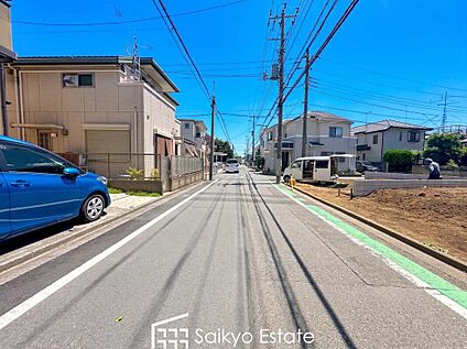 前面道路を含む