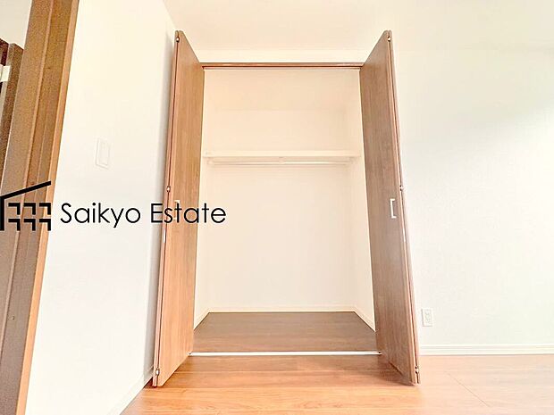 【収納【施工例】】各居室に収納を設けておりますので、衣類の他にもカバンや小物など何でも収納して、居室の全空間を有効活用できます♪
