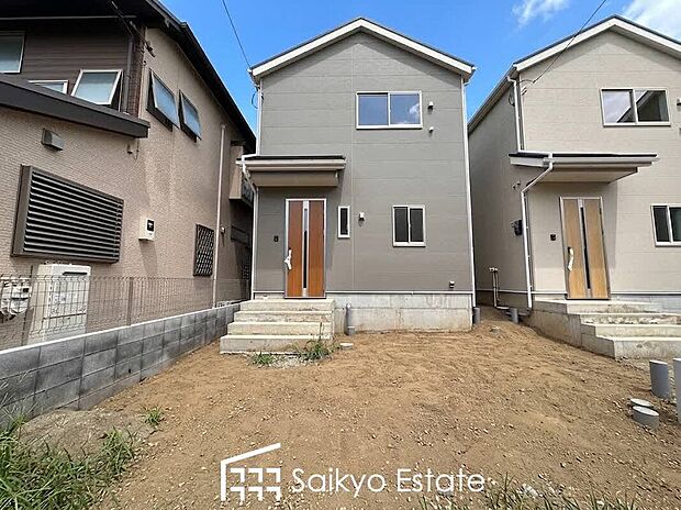 【現地外観(4号棟)】住宅性能評価書取得物件!耐震性に優れ、建物の劣化軽減や構造の安定、ホルムアルデヒド対策が施された確かな品質の住まいです!