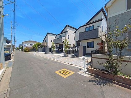 前面道路を含む現地写真