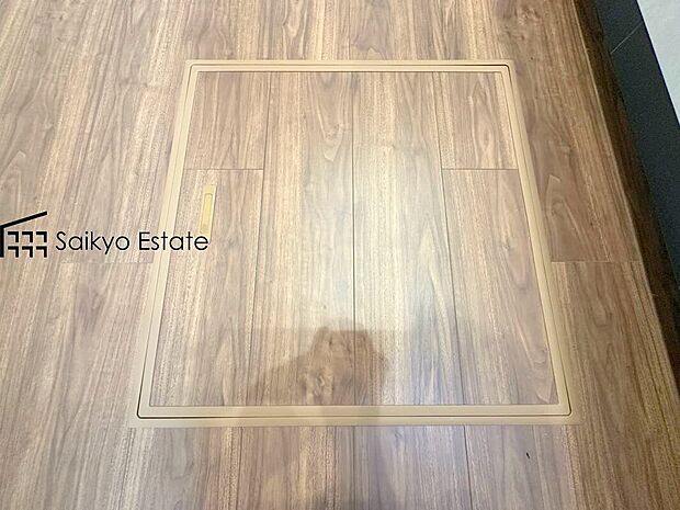 【床下収納】「床下収納」は日用品のストックや、使用頻度の低い物などを収納するのに便利なスペースです。