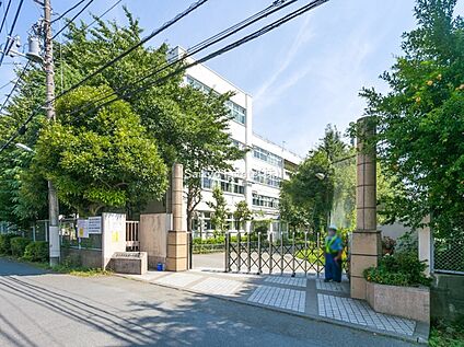 国分寺市立第一中学校 約617ｍ(徒歩約8分)