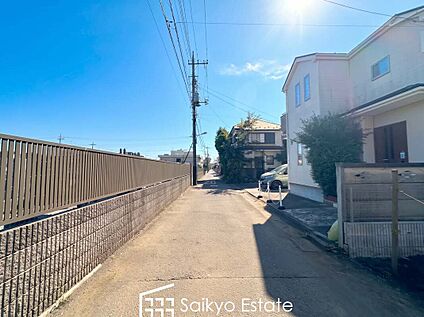 前面道路を含む現地写真