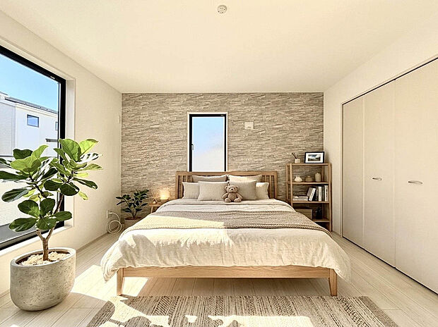 【建物プラン例：Room】
全居室2面で明るく通風良好のプランでの建築可能！
アクセントクロスをさいようした居室。デザイン性だけでなく、空間の広がりも感じられる設計となっています。
