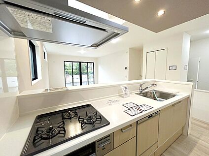 【建物プラン例：Kitchen】