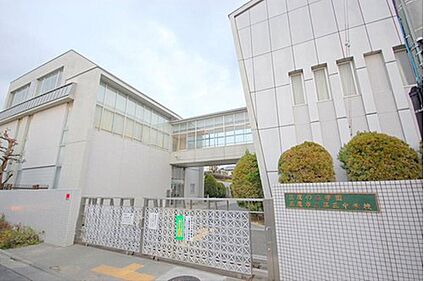 三鷹市立第三中学校 1750ｍ(徒歩22分・自転車8分)