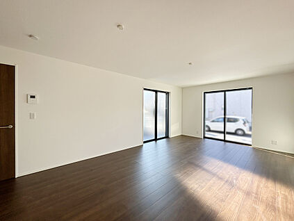 【LDK 4号棟：18.4帖】