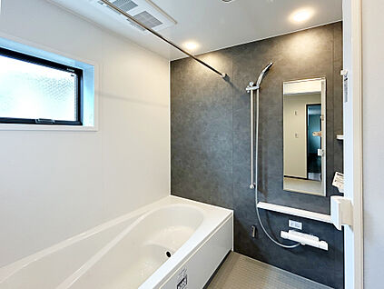 【施工例：Bath Room】