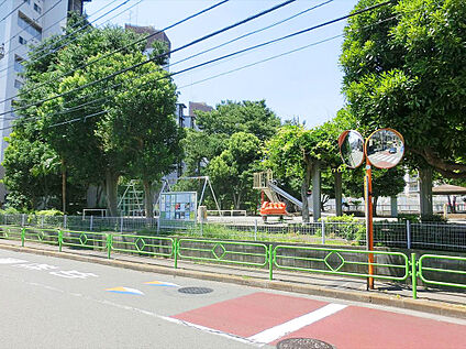 みつおさ児童公園 180ｍ(徒歩3分)