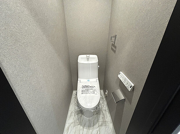 【【Toilet】】各階にトイレがあるので、朝慌ただしい時間帯に混む心配が減ります。わざわざトイレのために階段を昇り降りをせずに済みます。