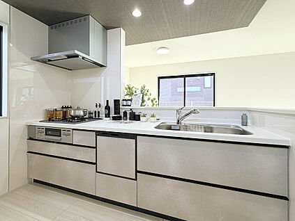 【建物プラン例：Kitchen】