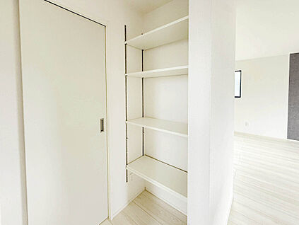 【施工例：Pantry】