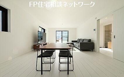 リビング(家具・小物CGイメージ)