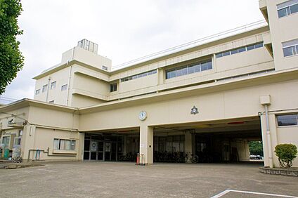 西東京市立田無第二中学校 700m