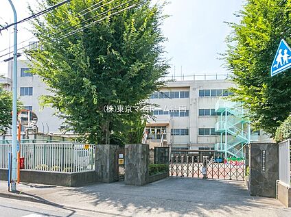 国分寺市立第三小学校 590m