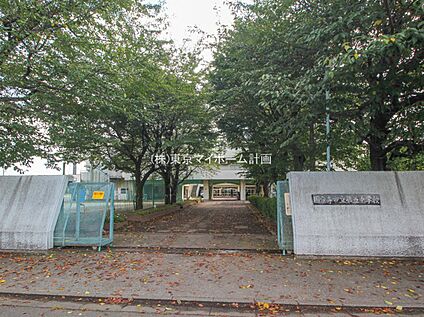 国分寺市立第五中学校 990m