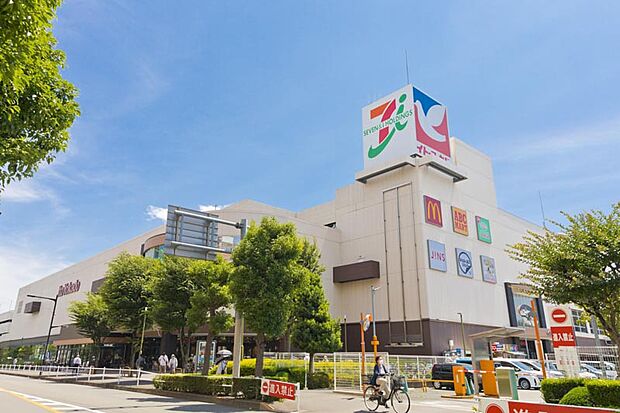 イトーヨーカドー 国領店（約1,300m）