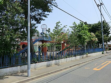 府中あおい幼稚園 350m
