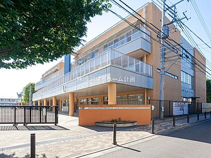 三鷹市立東台小学校 550ｍ