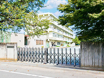 国分寺市立第十小学校 350ｍ