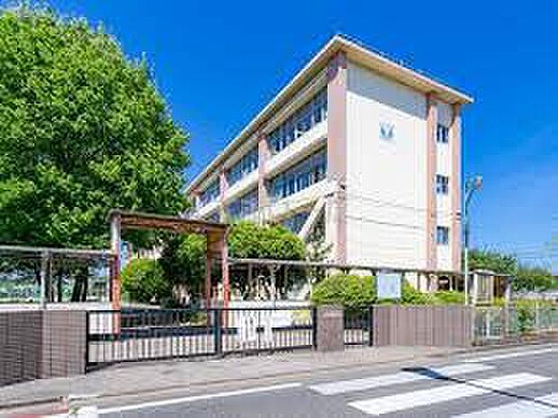 東大和市立第三中学校(約540m)