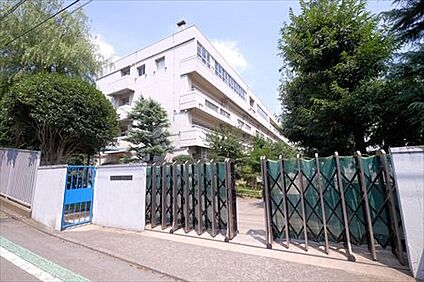 国分寺市立第二中学校 1120m