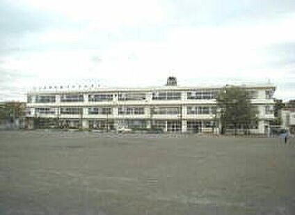 府中市立府中第七小学校 740m