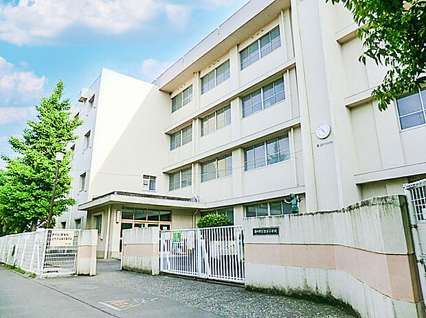 府中市立住吉小学校(約450m)