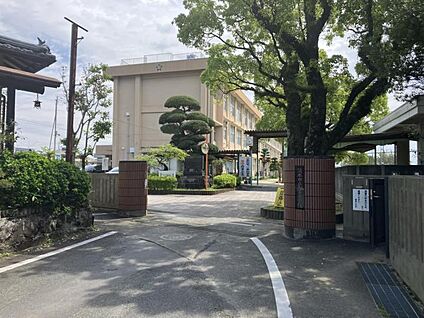 熊本市立御幸小学校 900m(-)
