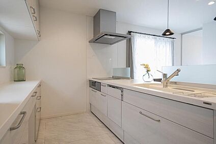 キッチン【7号地】（2025年7月撮影）