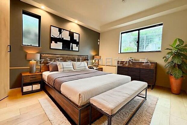 【寝室】■本画像は家具の配置をCGで作成しており、実際に現地に家具は置かれておりません。また、価格に家具は含まれておりません。