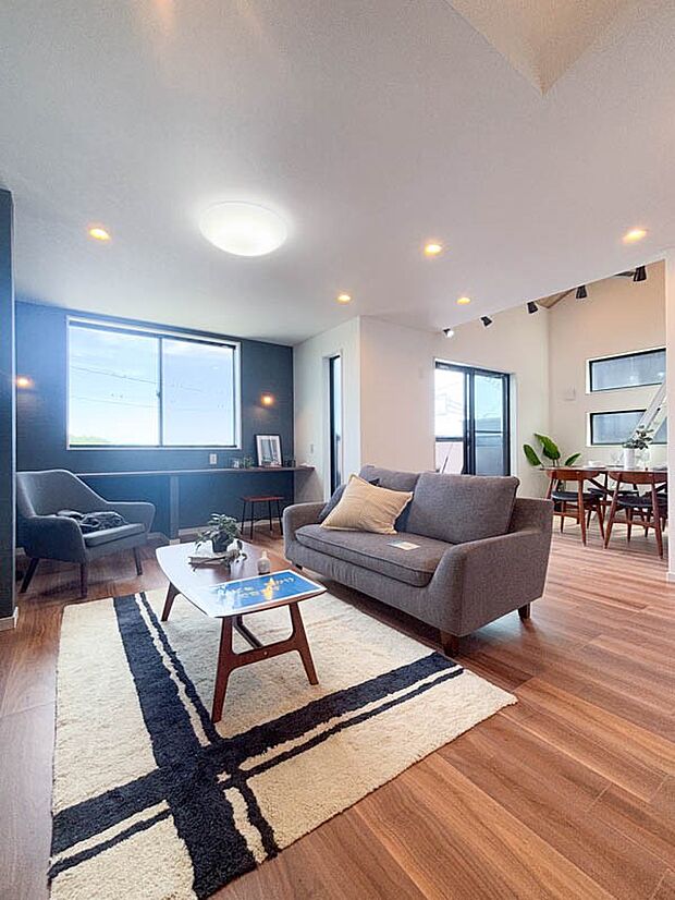 子供の笑い声やママとパパの楽しい会話、料理をする音や、テレビの音など当たり前の生活が送ることができる幸せ。そんな幸せをこの家で作り上げてみてはいかがですか。