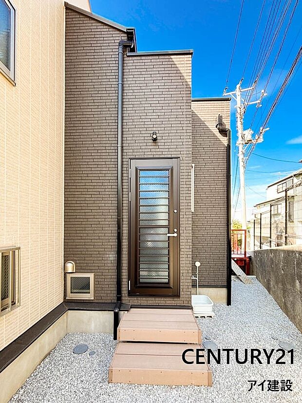 【現地外観写真】生活環境が整った暮らしやすい立地で快適な暮らしを。