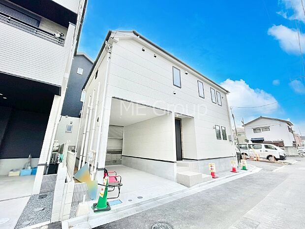 たっぷりの陽光と心地よい風が舞い込む住まい