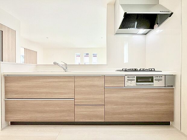 毎日使うキッチンだから、使いやすさ&お手入れのしやすさにこだわりました。