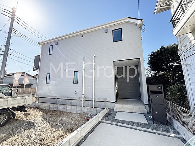 たっぷりの陽光と心地よい風が舞い込む住まい