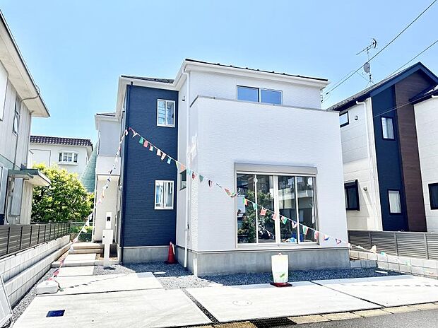 暮らしやすさと居心地の良さにこだわったシンプルで飽きのこないデザイン!