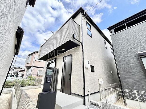 暮らしやすさと居心地の良さにこだわったシンプルで飽きのこないデザイン !
