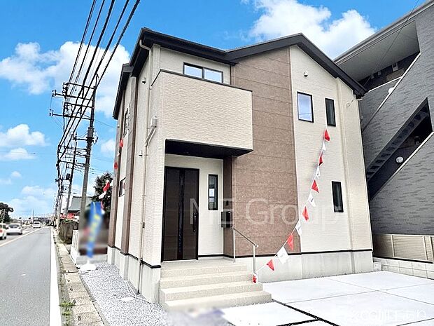 洗練された外観、上質な住空間が広がる室内は永く安心して過ごせる住居です。
