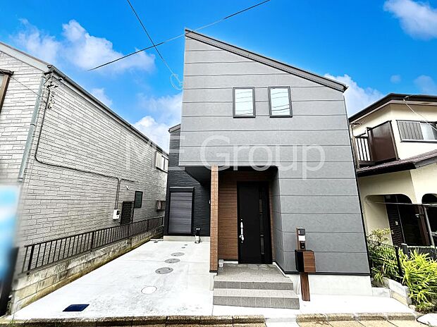 たっぷりの陽光と心地よい風が舞い込む住まい