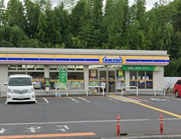 ミニストップ 八潮柳之宮店（約1,200m・徒歩15分）
