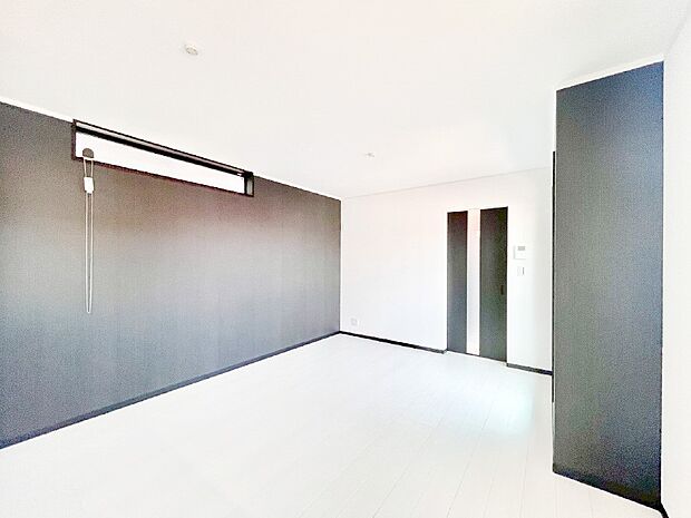 【ダイニング】家族の笑顔が自然と生まれてくる、そんな雰囲気のダイニングに仕上がっています。