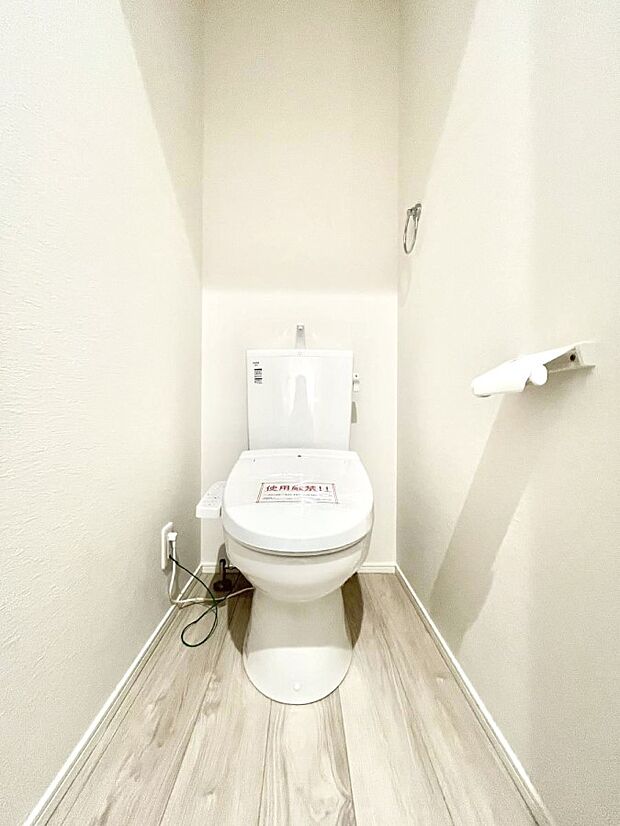 【トイレ】トイレは安心の2箇所!朝のバタバタも一安心です。