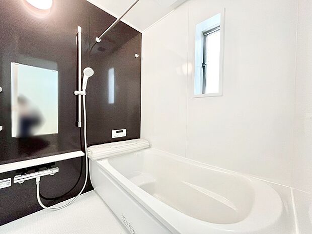 【浴室】落ち着いた雰囲気でゆっくりお寛ぎいただけるバスルーム