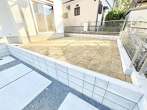 【庭】明るさたっぷりのお庭