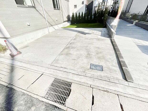 【駐車場】生活に欠かせない駐車スペース。